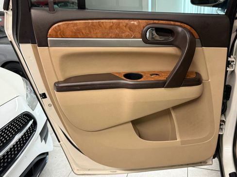 Used 2012 Buick Enclave Leather FWD image 18