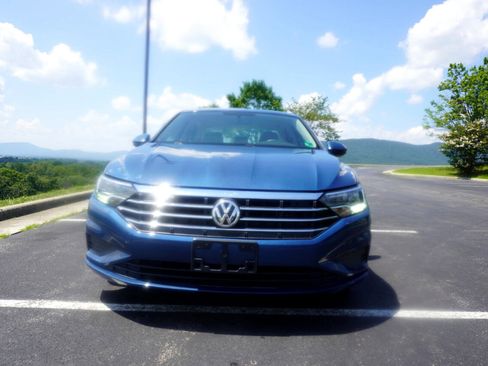 Used 2019 Volkswagen Jetta S w/ Driver Assistance Package image 3
