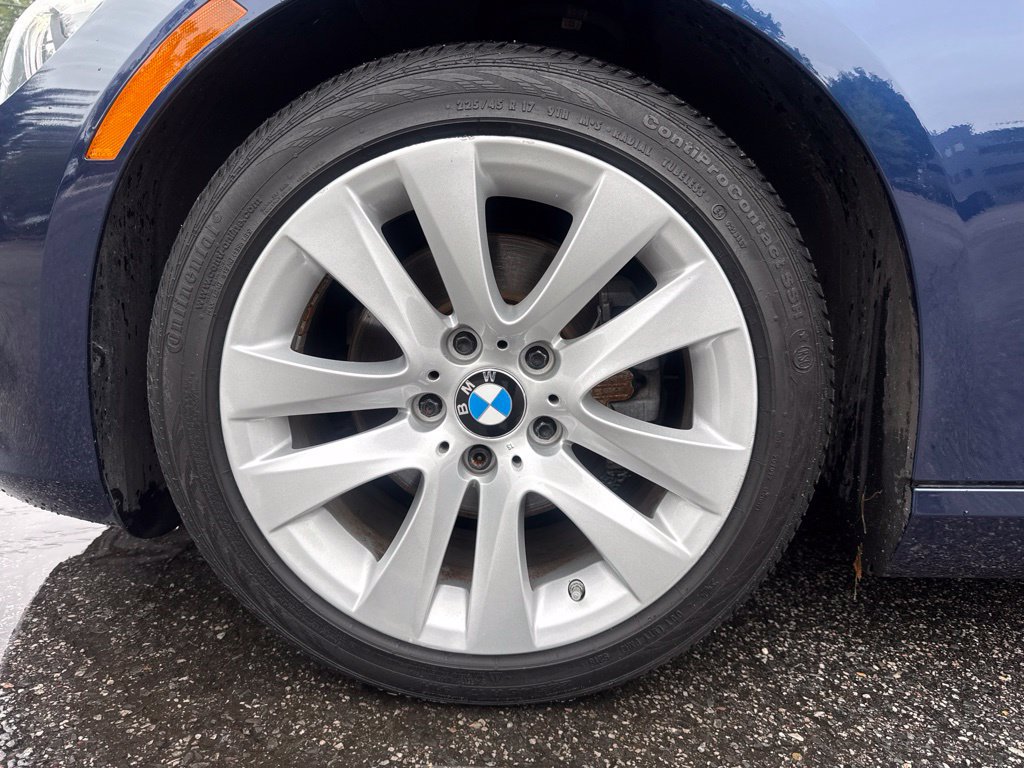 Used 2013 BMW 328i Convertible RWD image 11