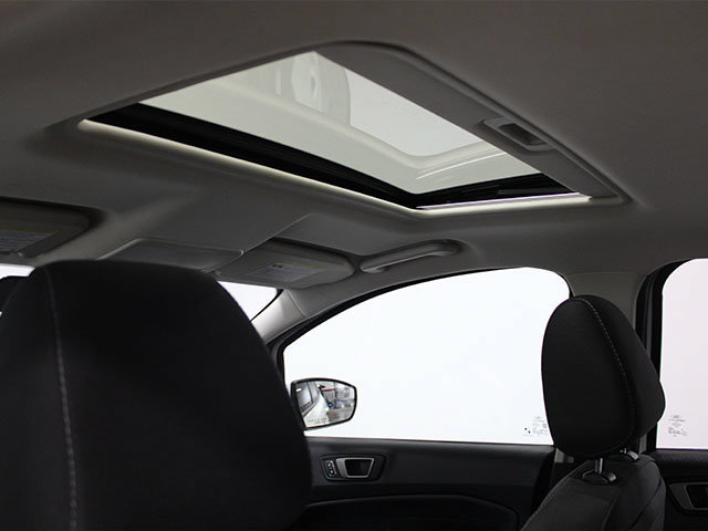 Used 2021 Ford EcoSport SE AWD/4WD image 10