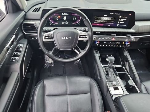 Used 2023 Kia Telluride EX image 15