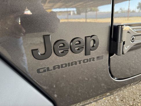 New 2026 Jeep Gladiator Sport AWD/4WD image 39