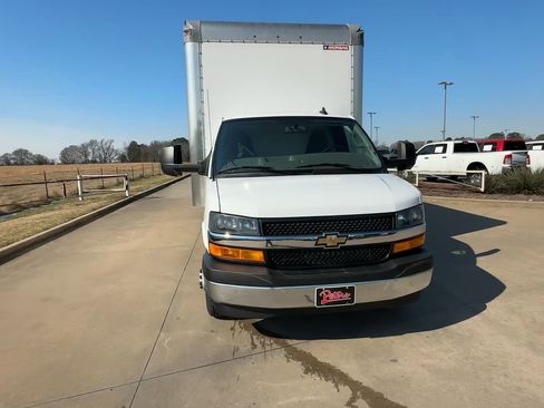 New 2025 Chevrolet Express 3500 w/ Power Convenience Package image 25