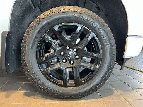 Used 2024 Chevrolet Silverado 1500 RST w/ Convenience Package II AWD/4WD image 15