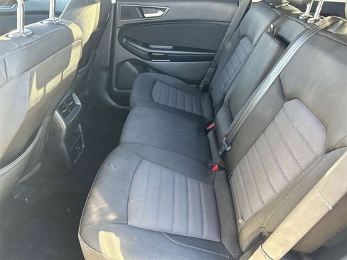 Used 2016 Ford Edge SE image 14