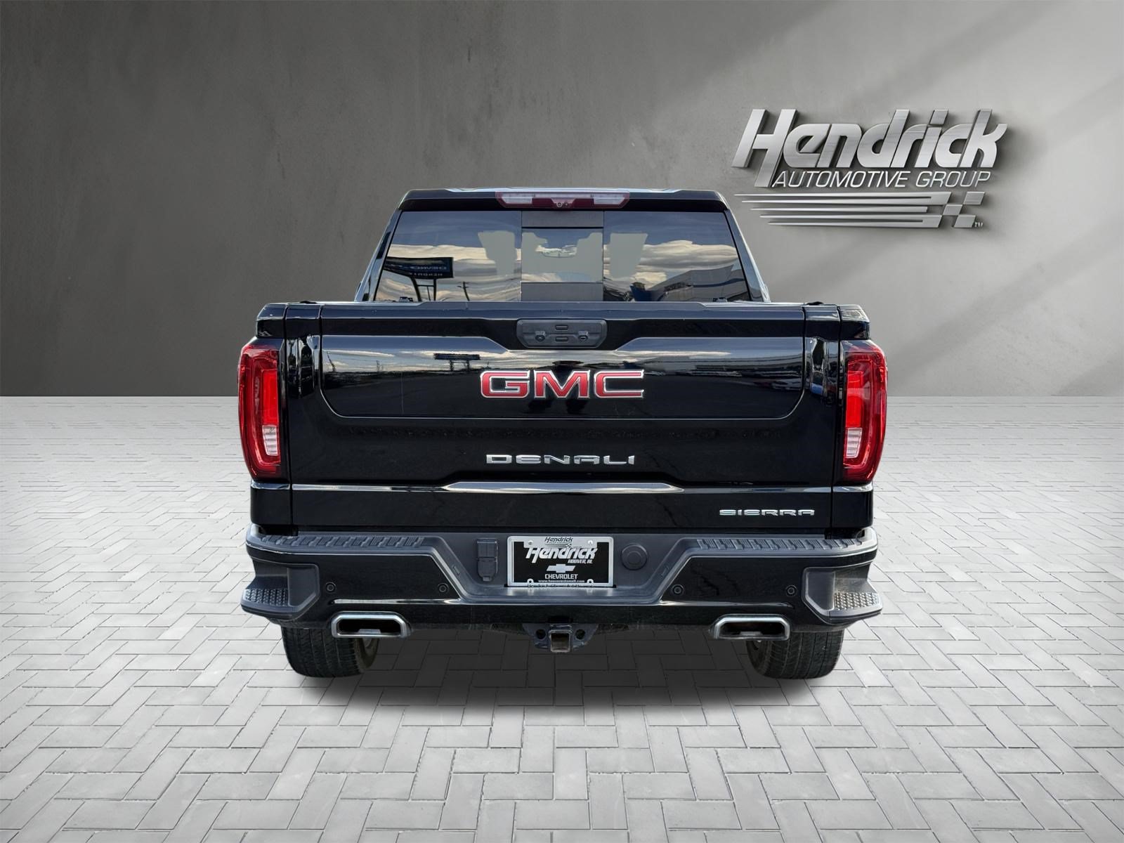 Used 2024 GMC Sierra 1500 Denali w/ Denali Reserve Package AWD/4WD image 9