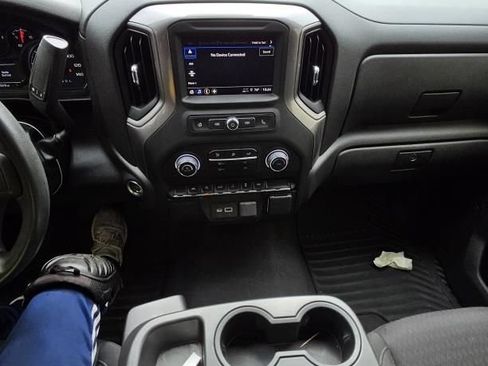 Used 2023 Chevrolet Silverado 1500 Custom RWD image 4