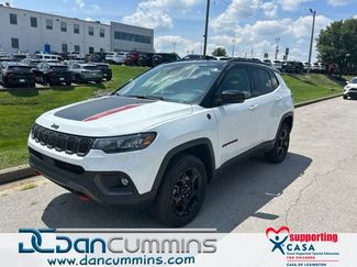 Used 2024 Jeep Compass Trailhawk AWD/4WD video 1