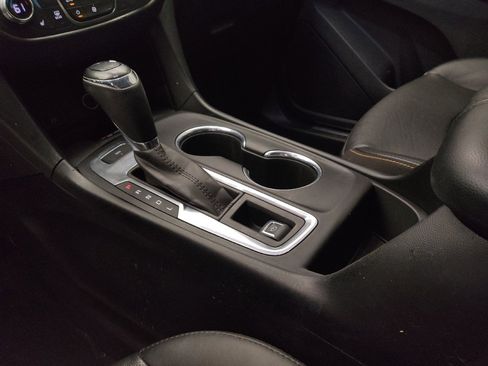 Used 2018 Chevrolet Equinox Premier AWD/4WD image 26