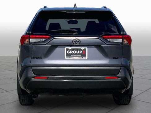 Used 2024 Toyota RAV4 XLE Premium FWD image 5