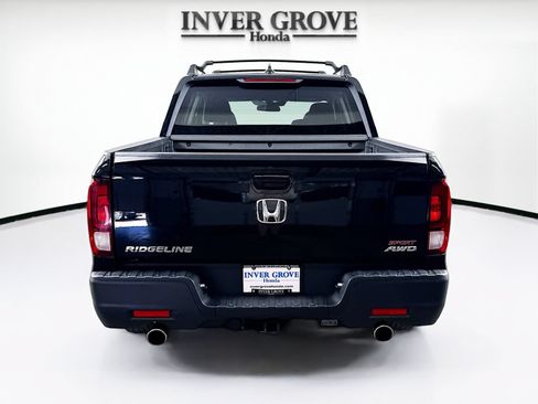 Used 2023 Honda Ridgeline Sport image 6