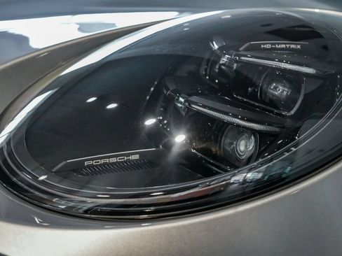 Certified 2026 Porsche 911 GT3 RWD image 32