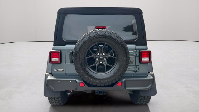 Used 2024 Jeep Wrangler Unlimited Sport AWD/4WD image 5
