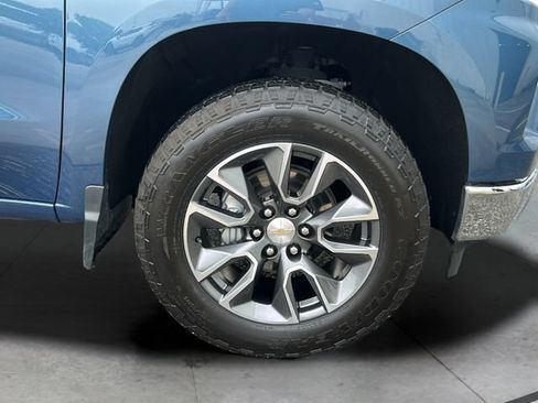 Certified 2024 Chevrolet Silverado 1500 LT AWD/4WD image 30