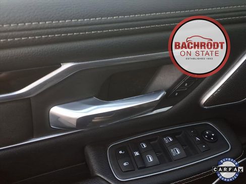 Used 2021 RAM 1500 Laramie w/ Night Edition image 16