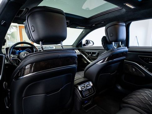 Used 2023 Mercedes-Benz S 580 4MATIC Sedan image 55