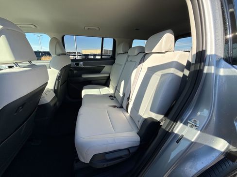 New 2026 Hyundai Santa Fe SE AWD/4WD image 22