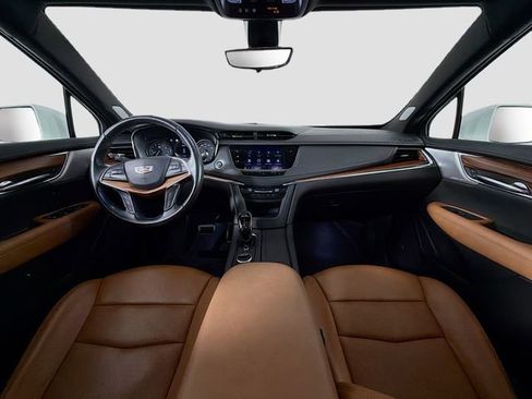 Used 2020 Cadillac XT5 Premium Luxury AWD/4WD image 9