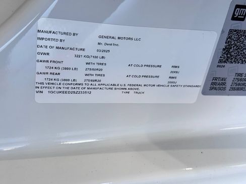 Certified 2025 Chevrolet Silverado 1500 RST AWD/4WD image 11