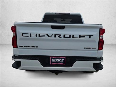 Used 2019 Chevrolet Silverado 1500 Custom image 4