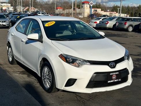 Used 2014 Toyota Corolla LE image 4