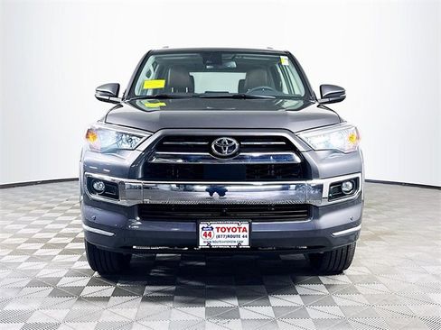 Used 2022 Toyota 4Runner Limited image 11