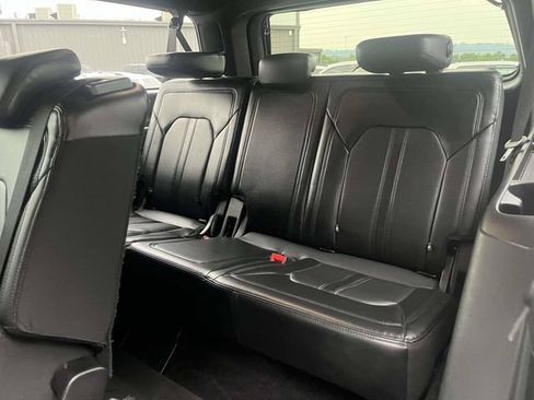 Used 2020 Ford Expedition Max Limited AWD/4WD image 16