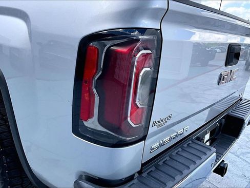Used 2017 GMC Sierra 1500 SLT AWD/4WD image 20