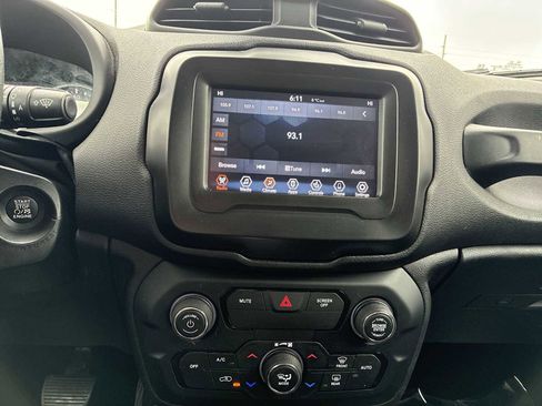 Certified 2018 Jeep Renegade Trailhawk w/ Cold Weather Group II image 12