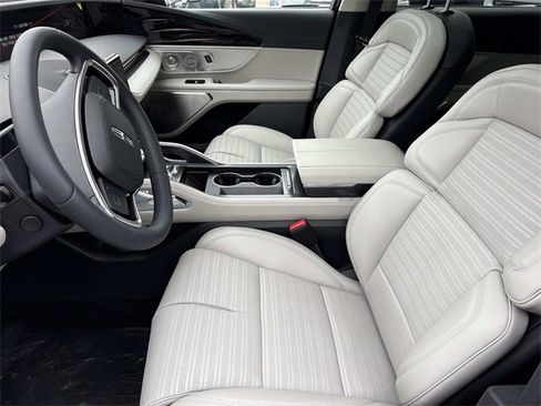 New 2026 Lincoln Nautilus Reserve image 23