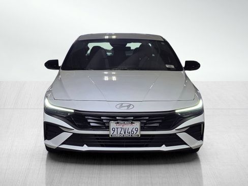 Certified 2025 Hyundai Elantra Sport FWD image 2