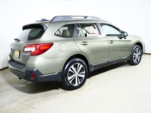 Used 2018 Subaru Outback 2.5i Limited AWD/4WD image 7