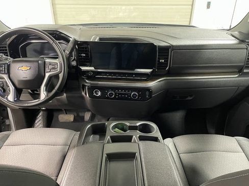 Used 2024 Chevrolet Silverado 1500 LT AWD/4WD image 13
