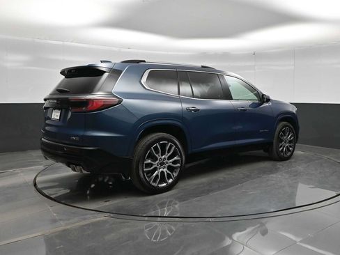 New 2026 GMC Acadia Denali Ultimate w/ LPO, Floor Liner Package AWD/4WD image 7