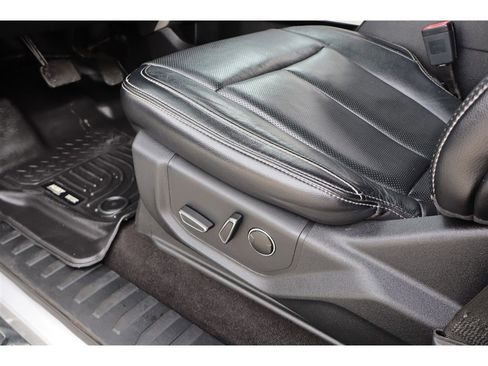 Used 2018 Ford F150 Lariat image 17