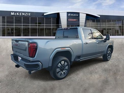 New 2026 GMC Sierra 3500 Denali w/ Denali Reserve Package image 4