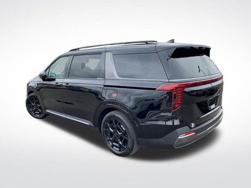 New 2026 Kia Carnival SX Prestige image 3