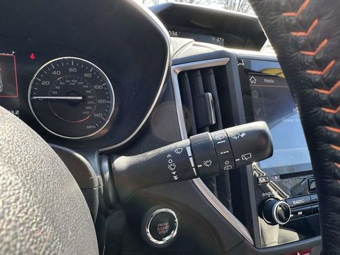 Certified 2023 Subaru Crosstrek 2.5i Limited w/ Moonroof Package image 27