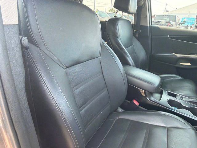 Used 2017 Kia Sorento SX AWD/4WD image 10