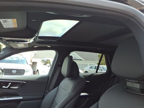 Used 2026 Mercedes-Benz GLC 300 4MATIC image 11