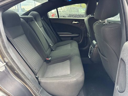 Used 2022 Dodge Charger SXT image 7
