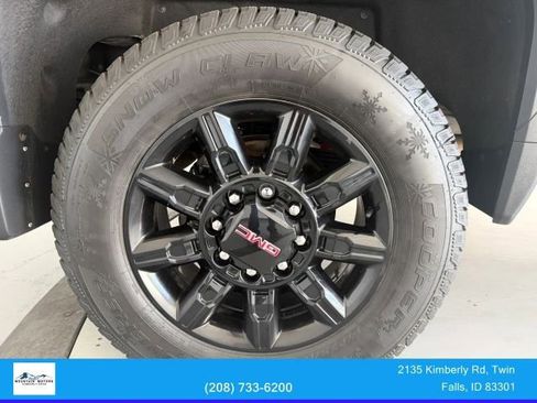 Used 2024 GMC Sierra 3500 AT4 w/ AT4 Premium Plus Package AWD/4WD image 32