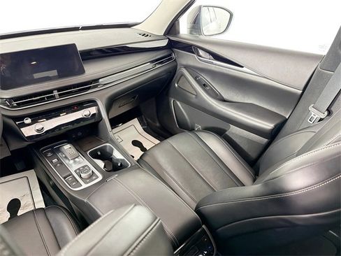 Used 2023 INFINITI QX60 Pure image 20