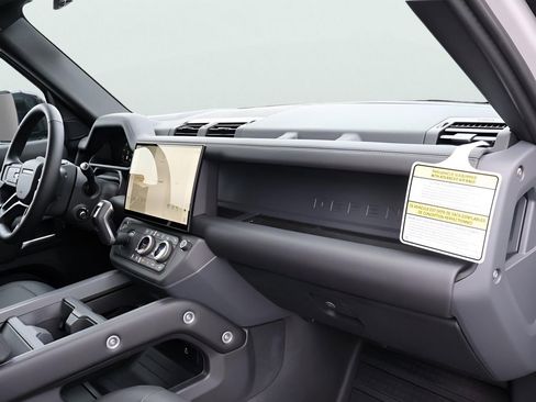 New 2026 Land Rover Defender 110 S image 10