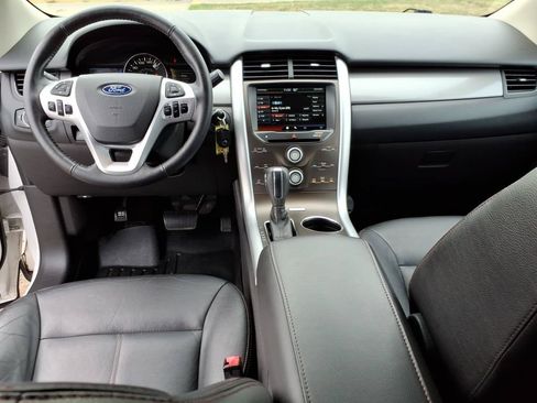 Used 2013 Ford Edge SEL FWD image 13