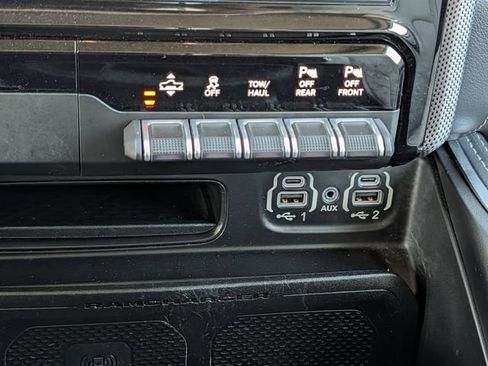 Used 2022 RAM 1500 Limited AWD/4WD image 15
