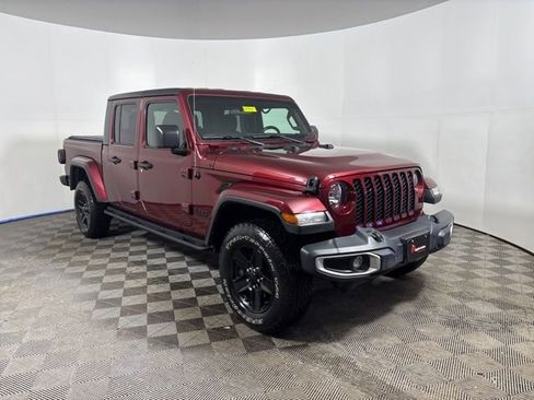 Used 2021 Jeep Gladiator Sport image 1
