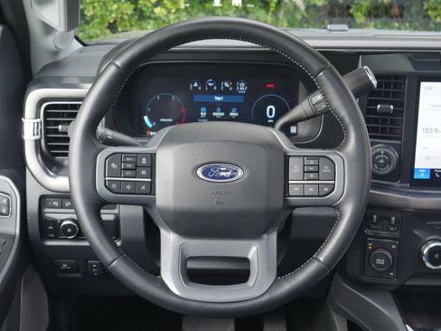 Certified 2024 Ford F350 Lariat w/ Lariat Ultimate Package AWD/4WD image 7