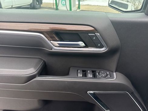 Used 2022 Chevrolet Silverado 1500 RST w/ Redline Edition image 18