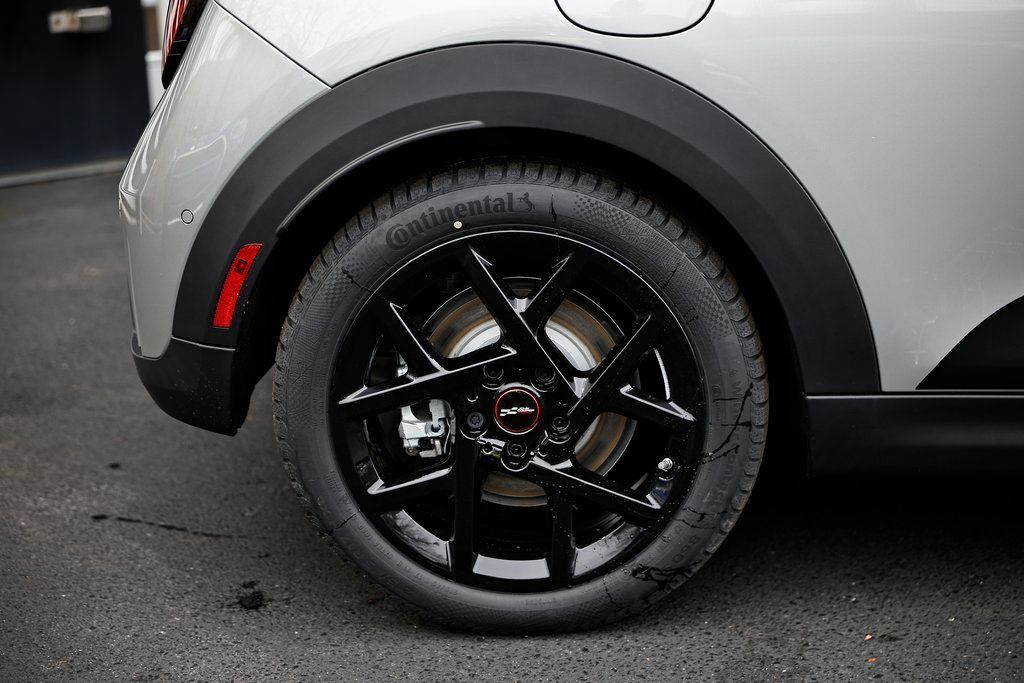 New 2026 MINI Cooper 2-Door Hardtop FWD image 6